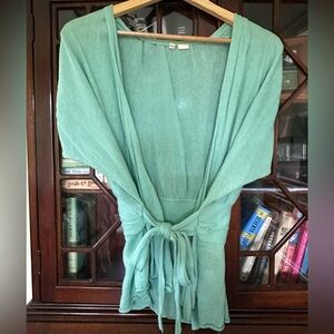 Elegant Green Women's Sweater